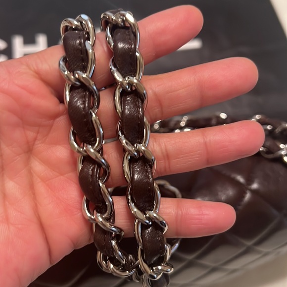 Chanel brown classic flap bag - Picture 4 of 15